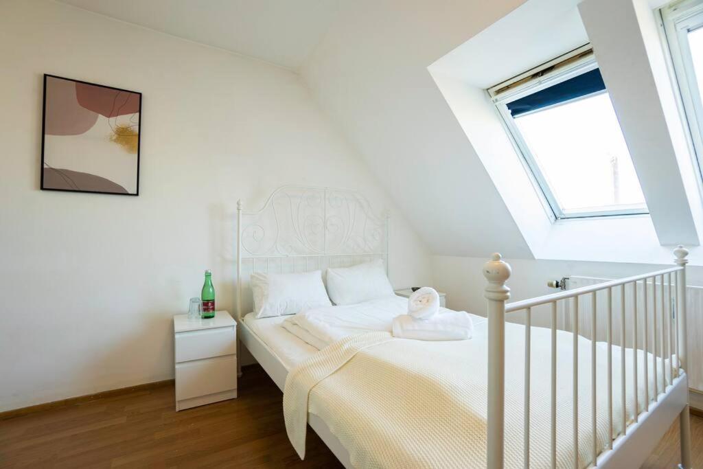 Stylish 2 Floor Penthouse • 15 Min To City Center Viena Exterior foto